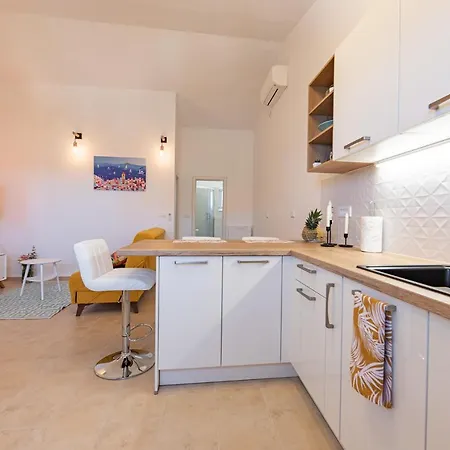 Apartment Apratman Mares Razanj