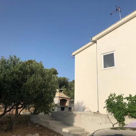 Apratman Mares * Ražanj