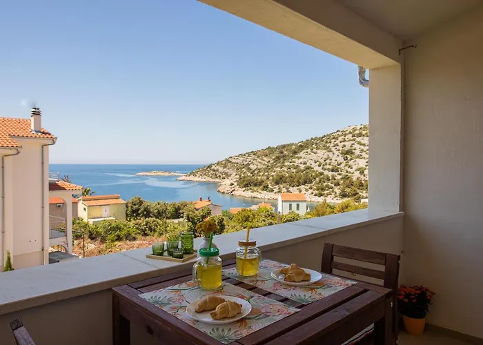 Apratman Mares Ražanj