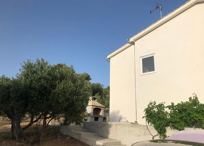 Apratman Mares * Ražanj