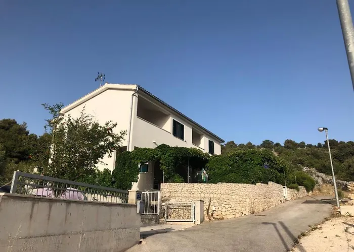 Apartman Apratman Mares *